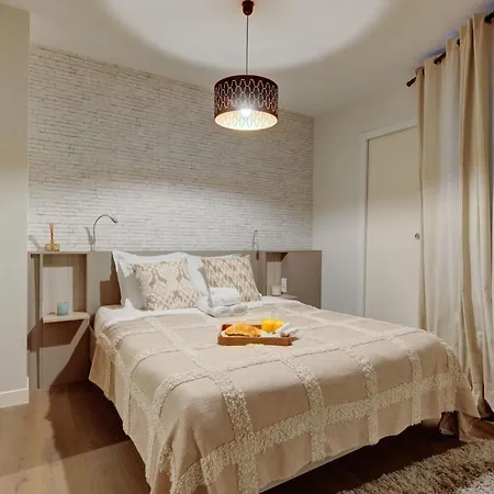 Arc De Triomphe & Theatre Marigny - 3br - Cityapartmentstay * Párizs