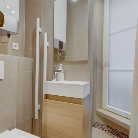 Bnbnova - 3br - Arc De Triomphe & Theatre Marigny باريس