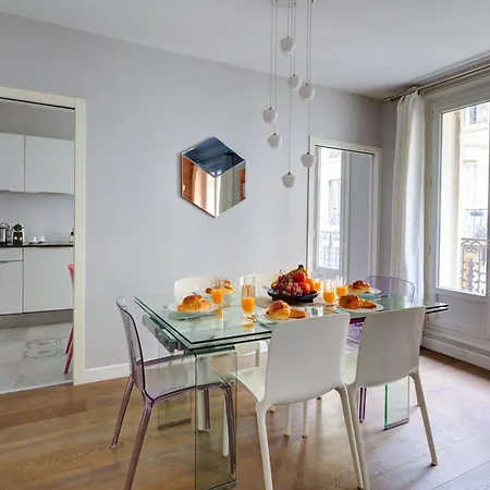 شقة Bnbnova - 3br - Arc De Triomphe & Theatre Marigny باريس